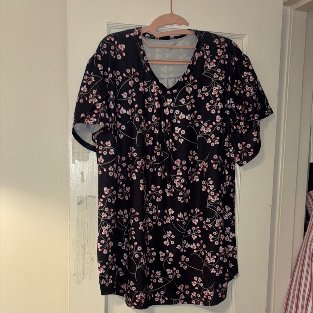 Floral Black and Pink Women's Top